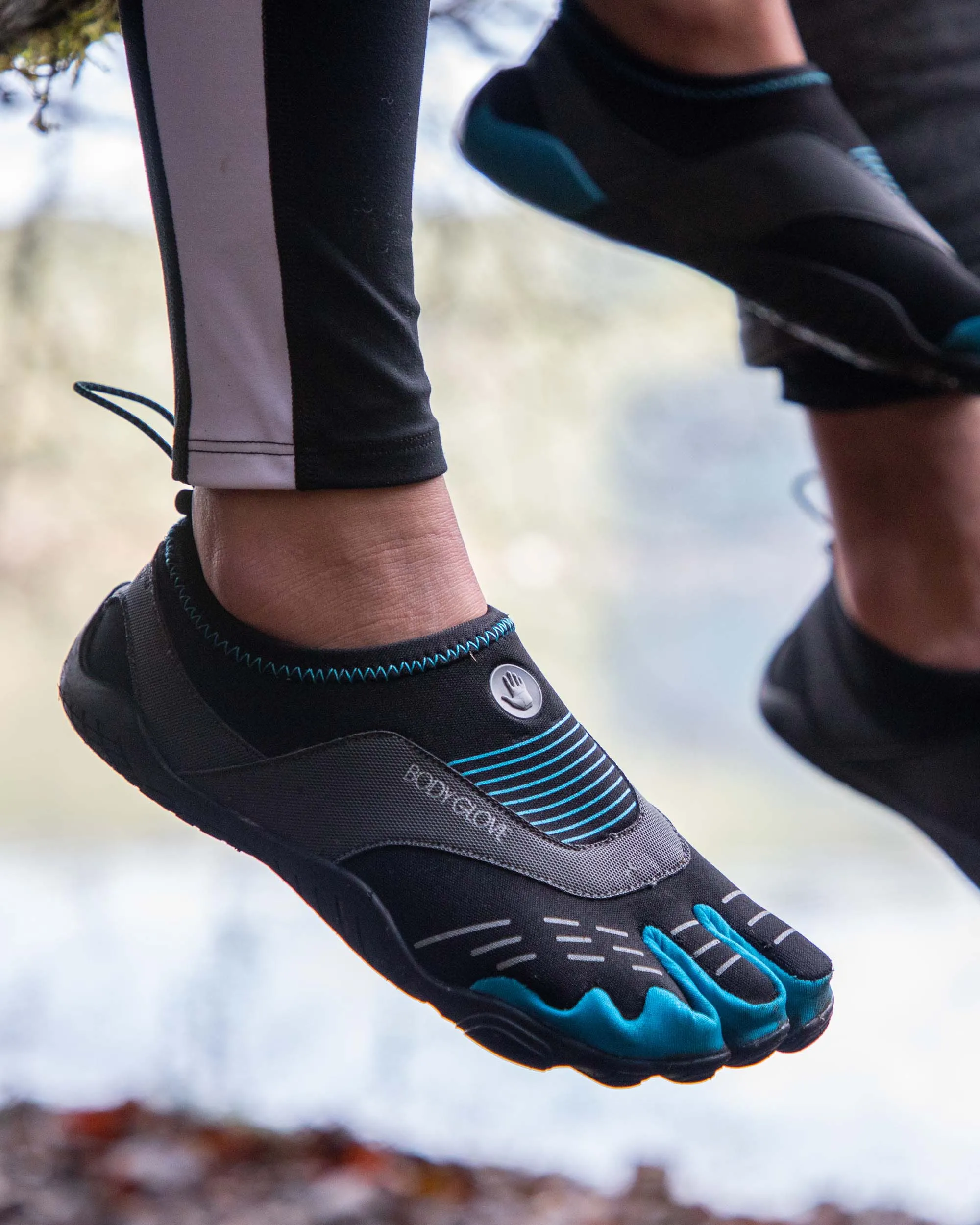 Women's 3T Barefoot Cinch Water Shoe - Black/Poolside Azure sold by Body Glove