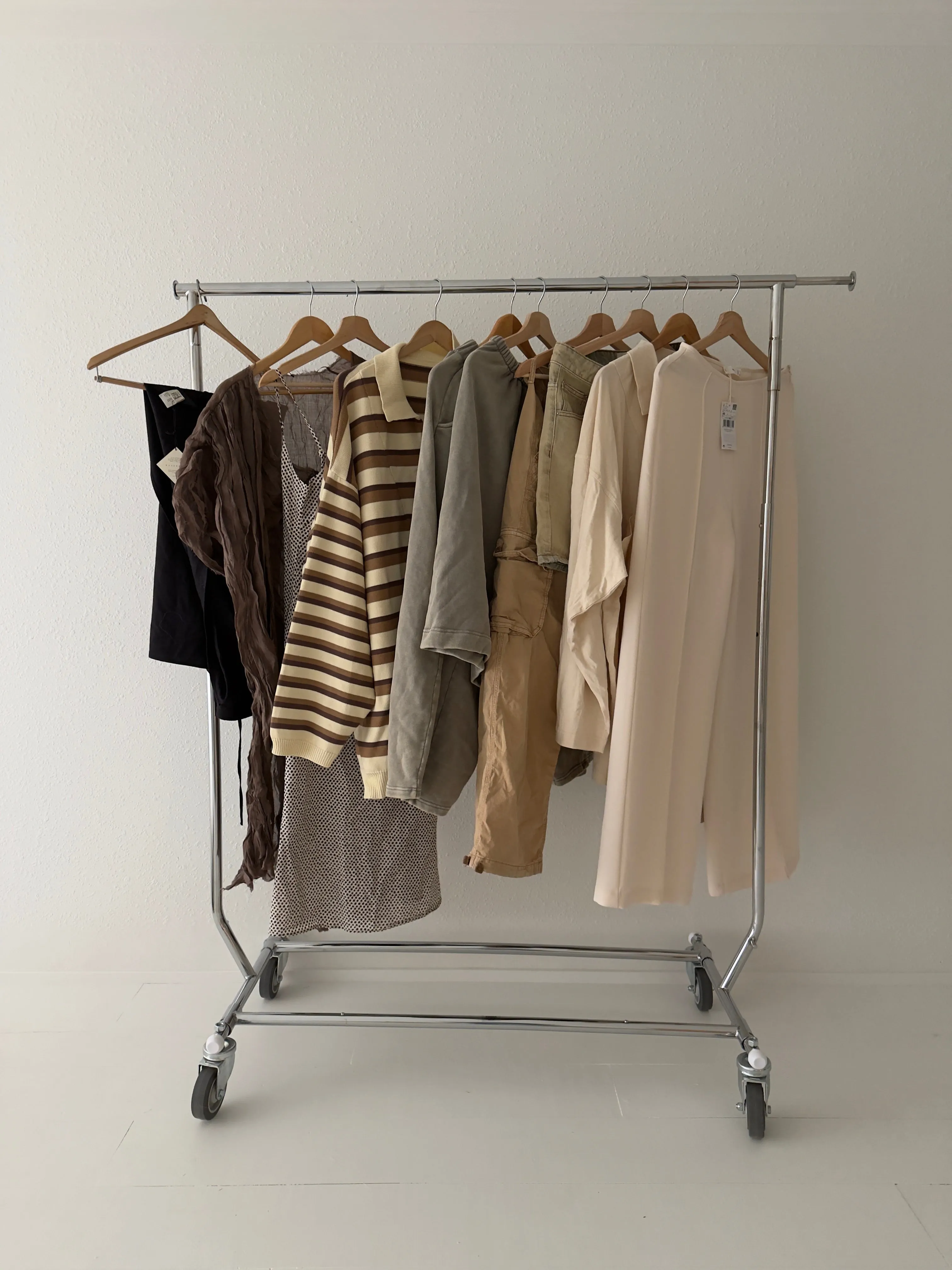 Clothing Lot 03 sold by Boheme