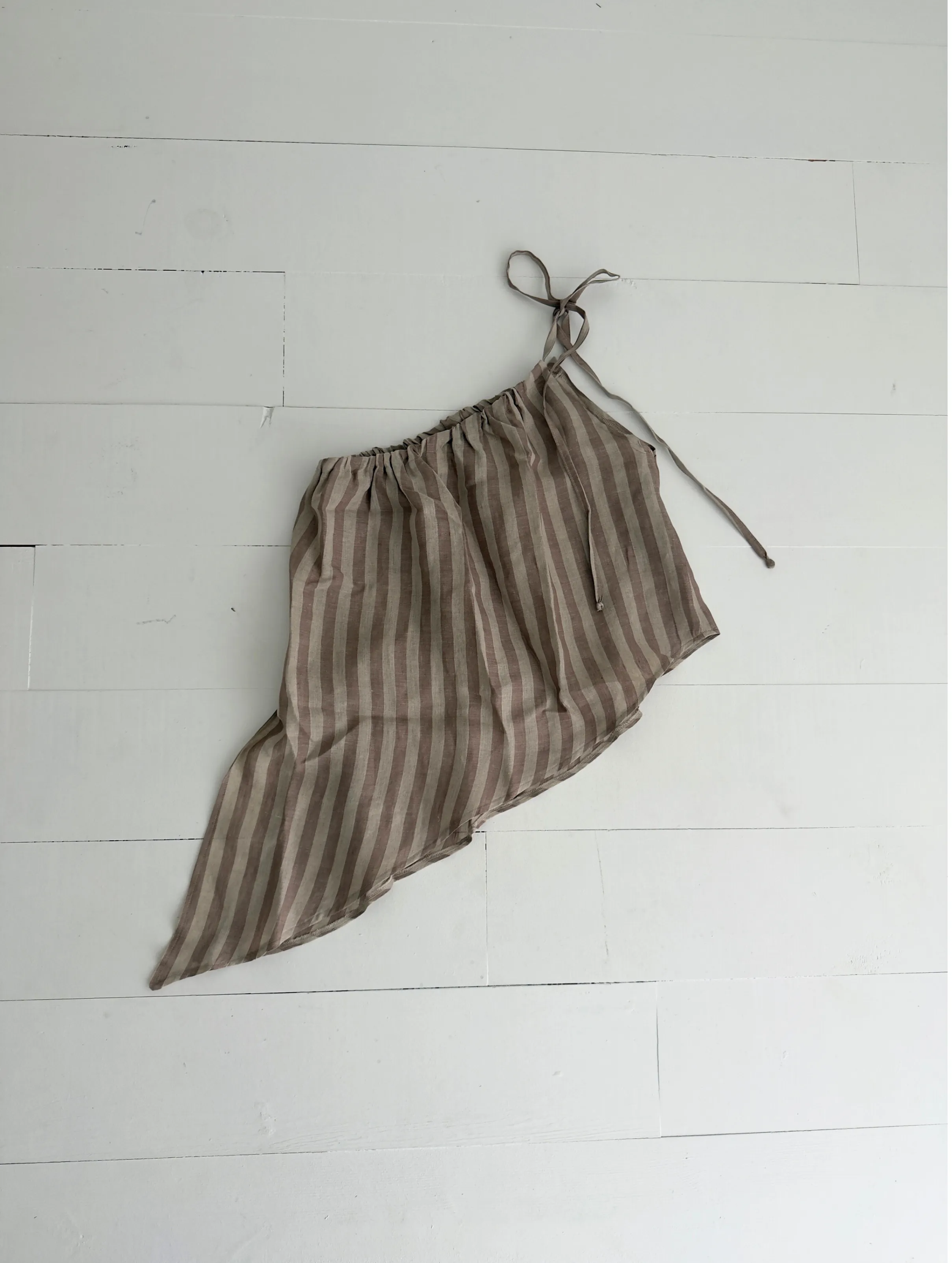 Linen Asymmetric Tank, Size 1 sold by Boheme