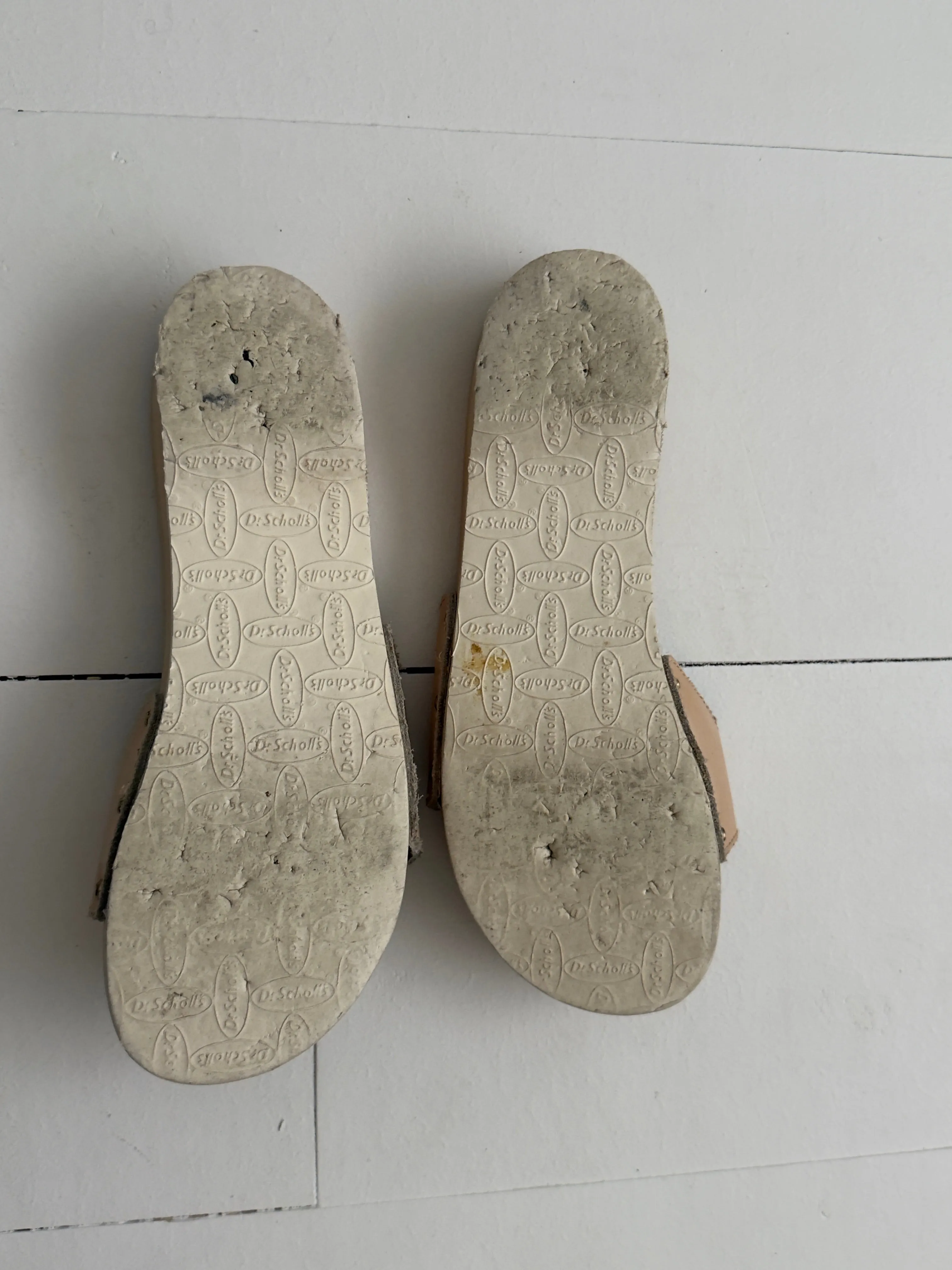 Vintage Clogs, Size 8.5 sold by Boheme product image thumbnail 3