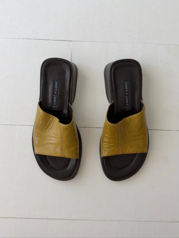 Italian Sandals, IT36 (US 6) made by Boheme