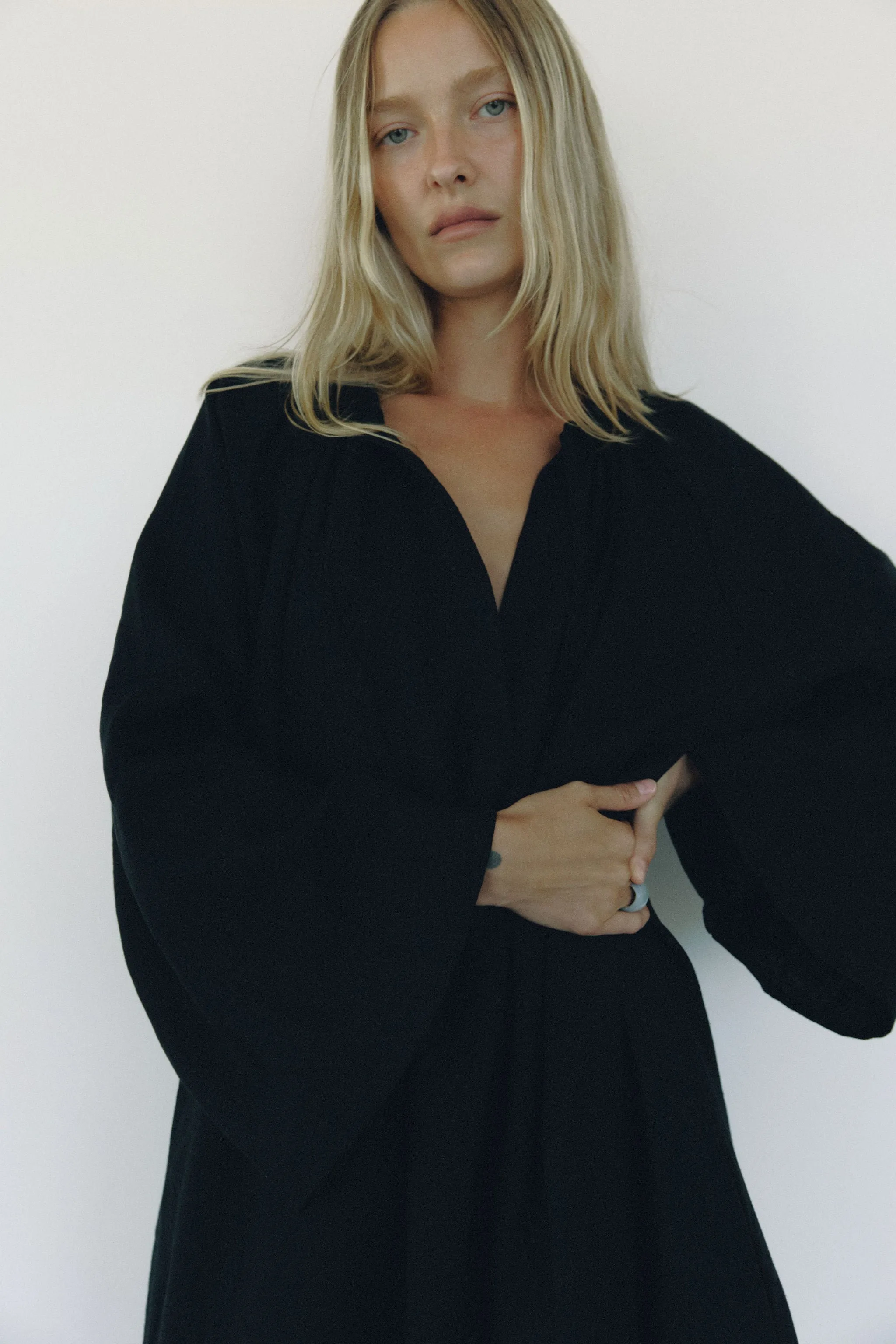 The Dress - Black sold by Boheme product image thumbnail 2