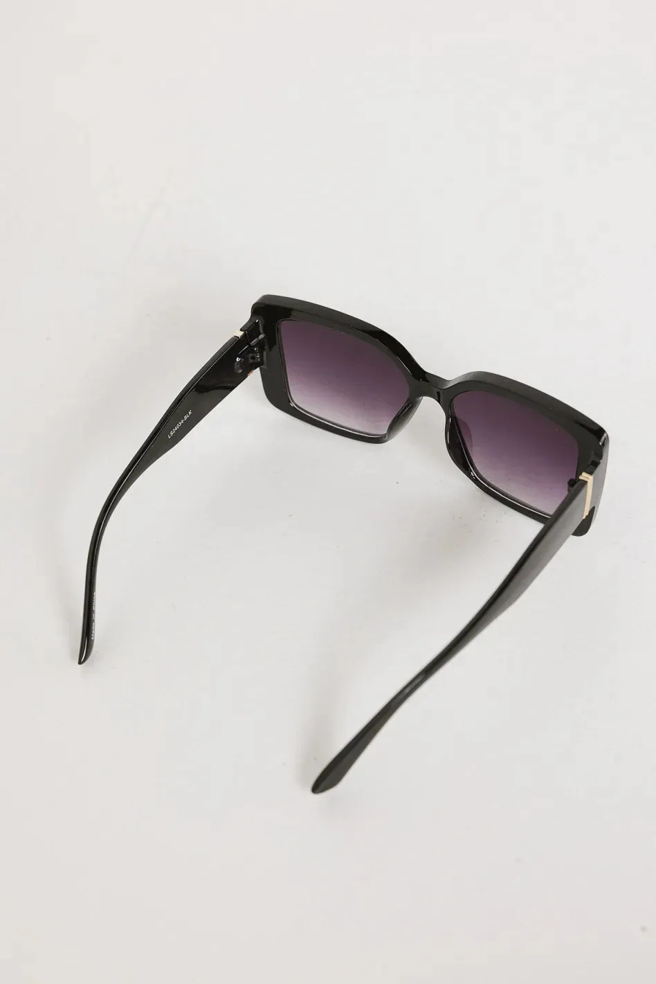 Thalia Sunglasses in Black sold by bohme product image thumbnail 2