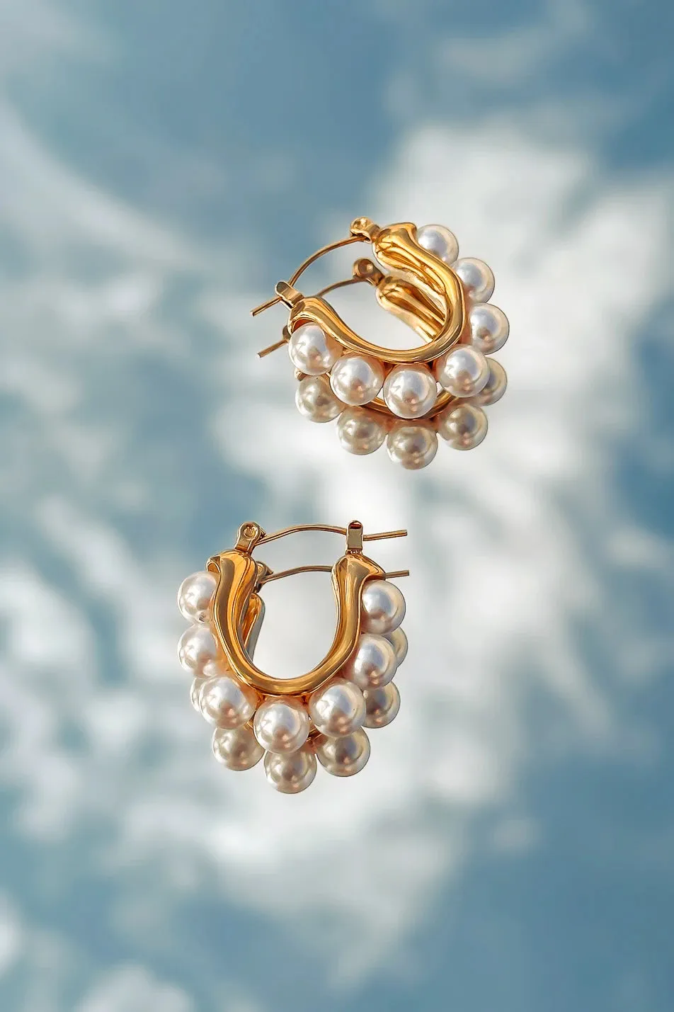 Luna Pearl Hoop Earrings - FINAL SALE sold by bohme product image thumbnail 3