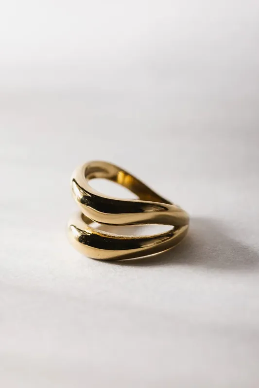 Dallas Ring - Tarnish Free sold by bohme