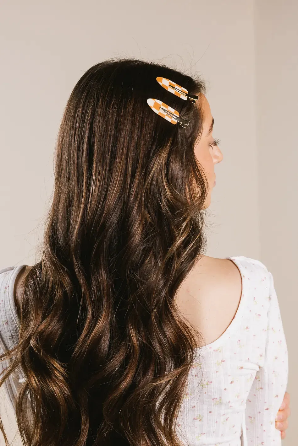 Checkered Creaseless Hair Clips in Camel sold by bohme product image thumbnail 2