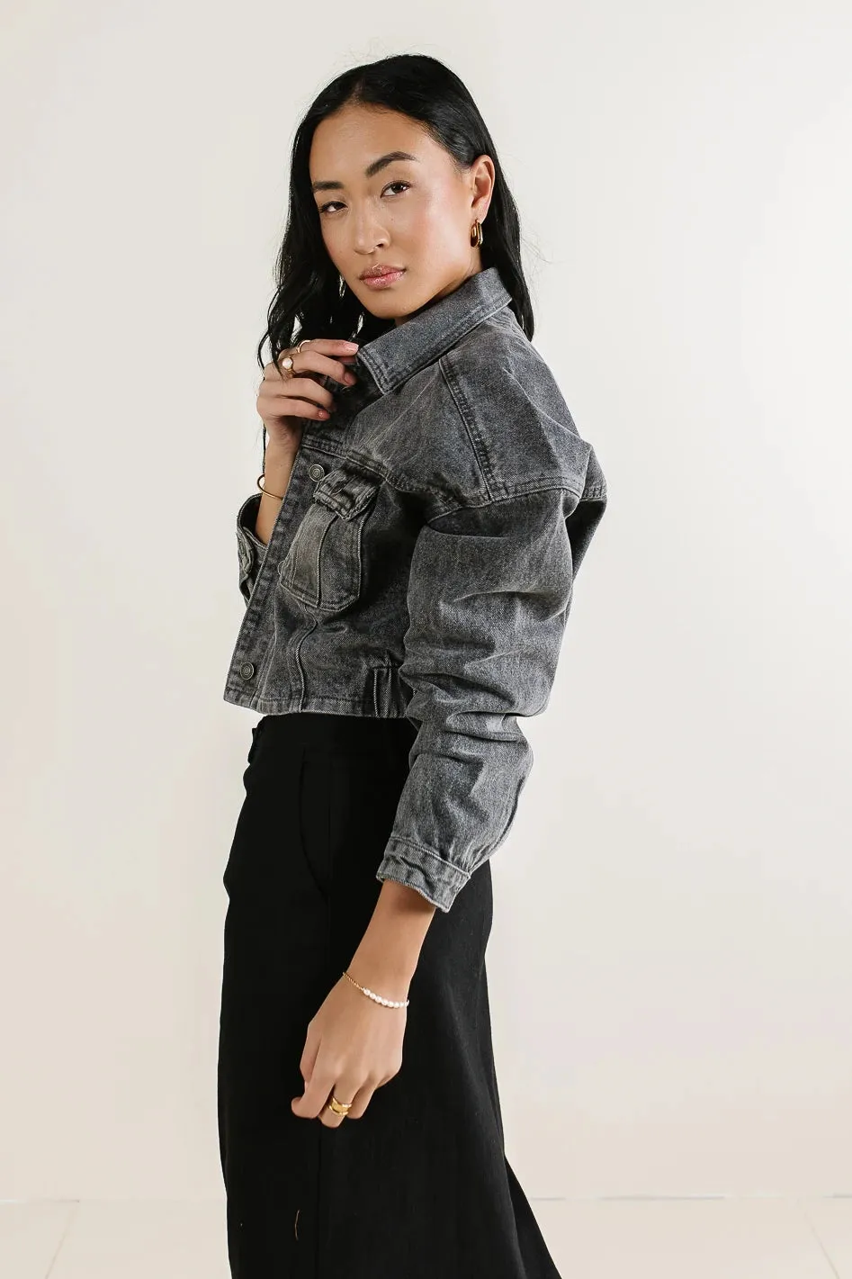 Hayes Cropped Denim Jacket - FINAL SALE sold by bohme product image thumbnail 4