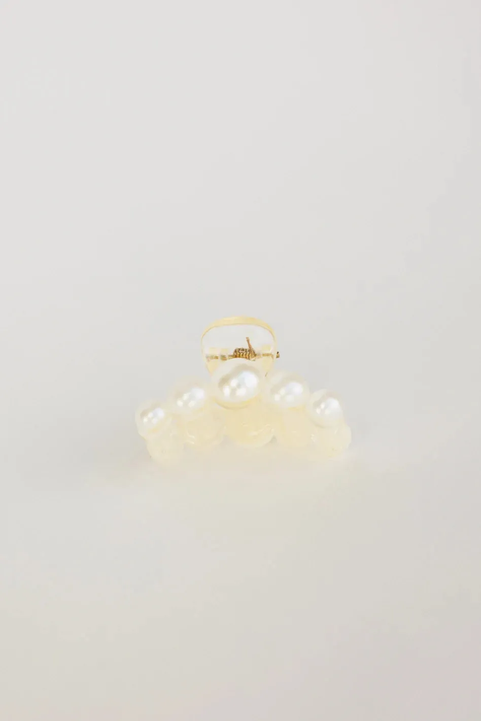 Oversized Pearl Claw Clip in Small sold by bohme product image thumbnail 2