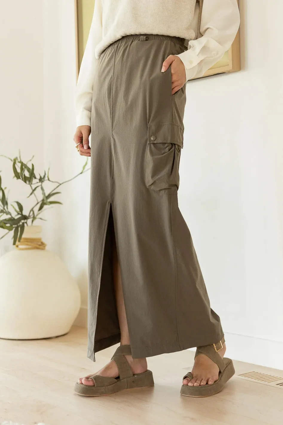 Ellie Cargo Skirt in Olive - FINAL SALE sold by bohme product image thumbnail 4