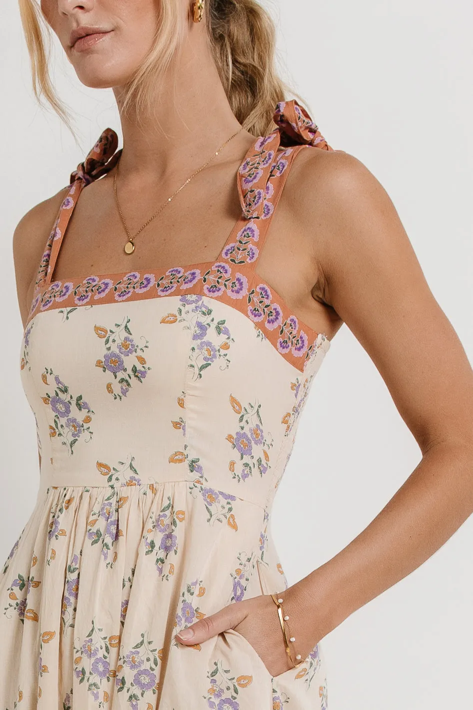 Laura Floral Maxi Dress in Cream - FINAL SALE sold by bohme product image thumbnail 2
