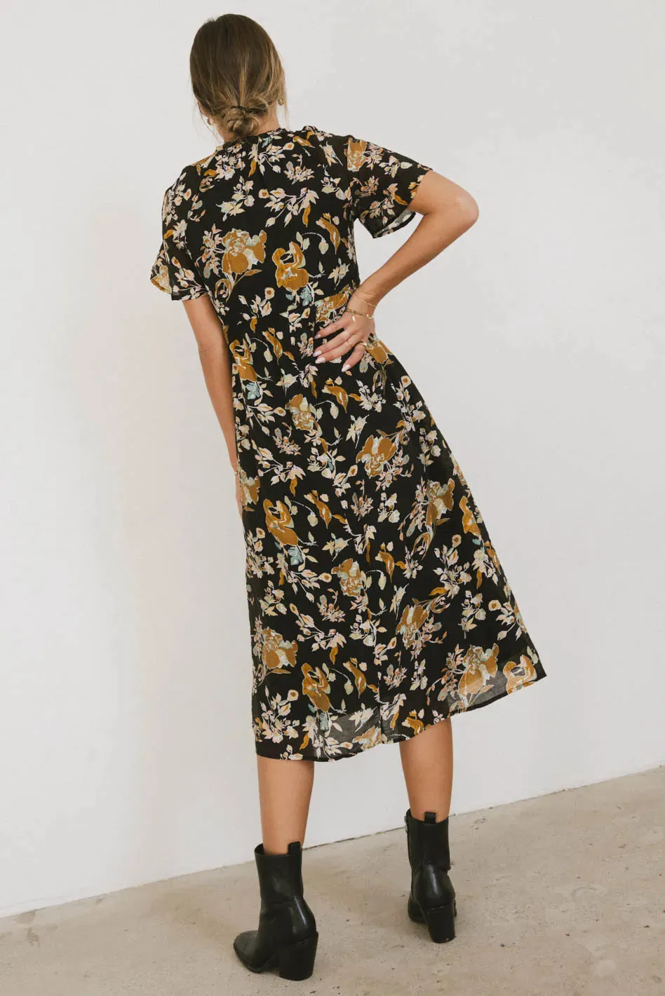 Kaitlyn Floral Midi Dress - FINAL SALE sold by bohme product image thumbnail 3