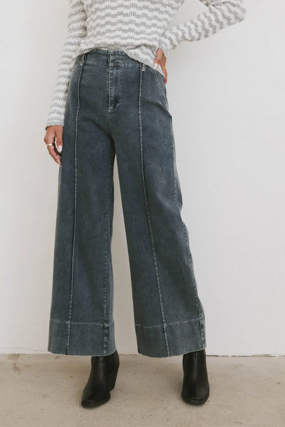 Emmaline Wide Leg Jeans in Dark Wash - FINAL SALE sold by bohme product image thumbnail 4