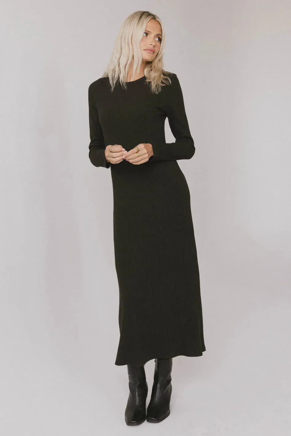 Lynette Ribbed Maxi Dress in Charcoal - FINAL SALE sold by bohme product image thumbnail 4