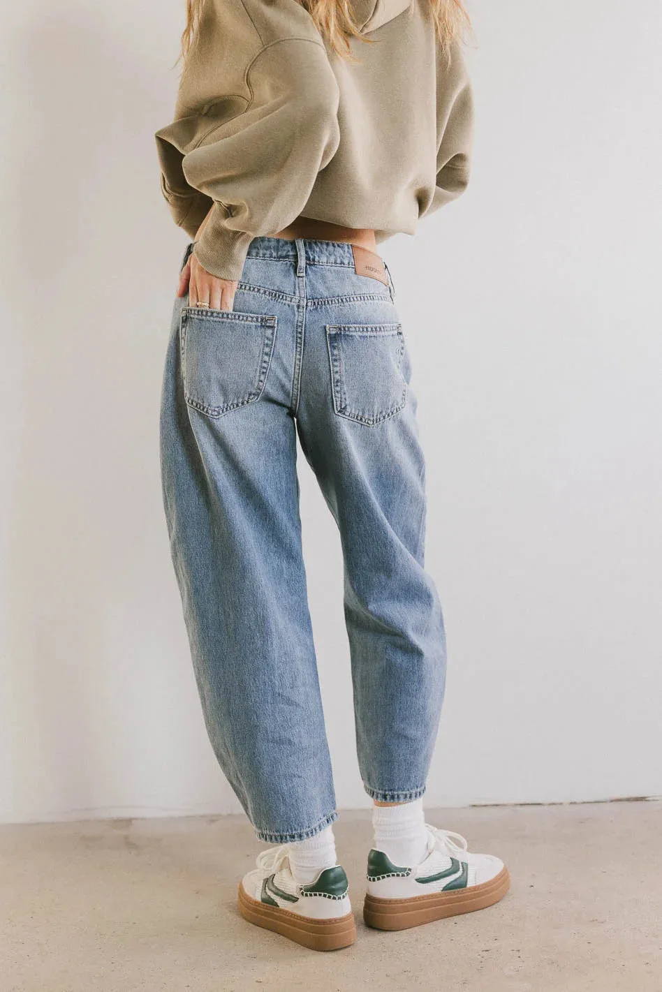Bentlee Cropped Barrel Jeans in Medium Wash - FINAL SALE sold by bohme product image thumbnail 2