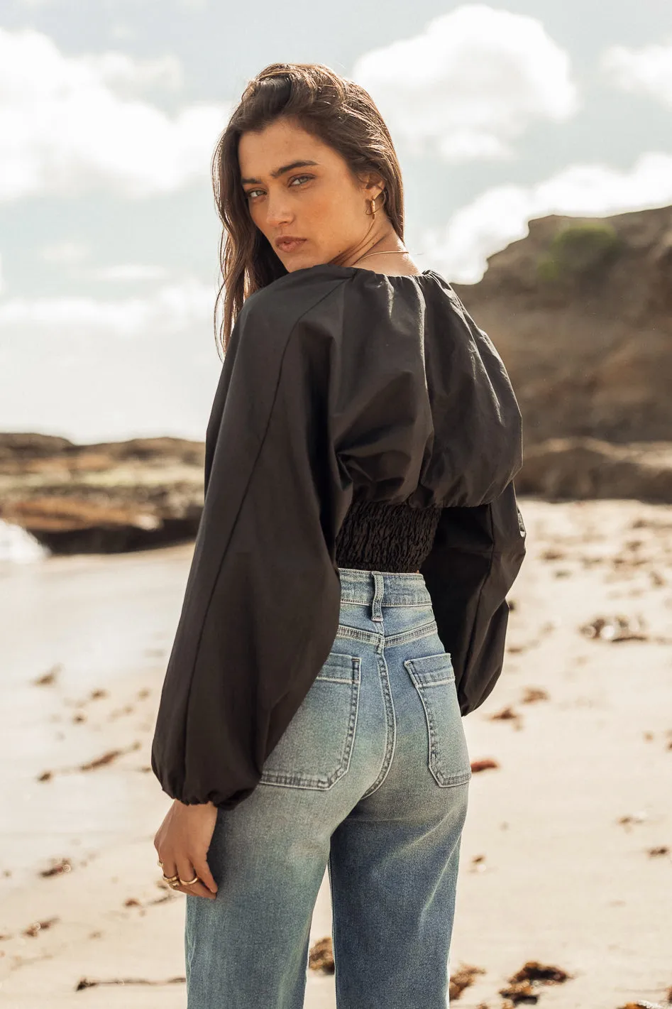 Leila Wide Leg Jeans in Medium Wash - FINAL SALE sold by bohme product image thumbnail 3