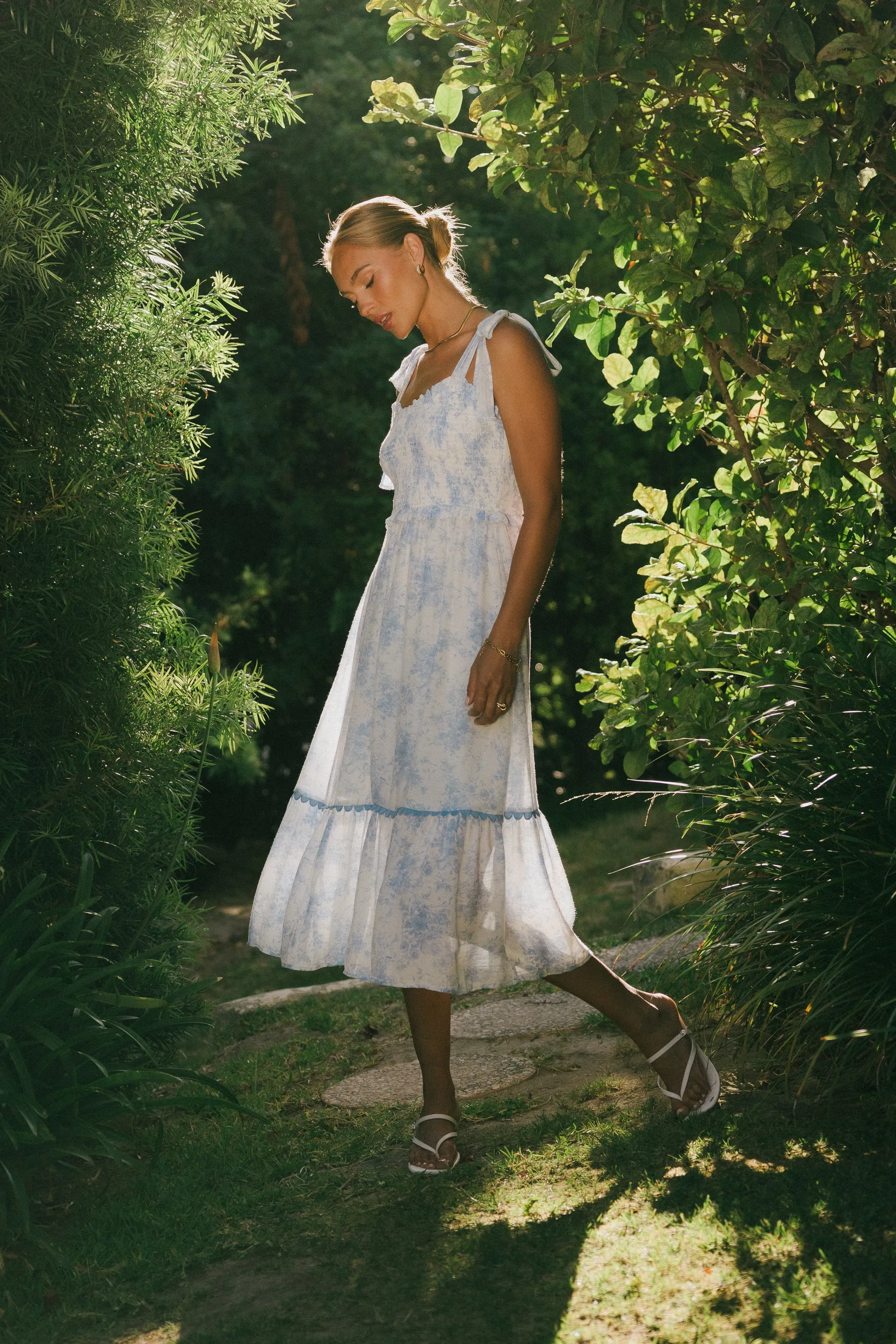 Indy Floral Maxi Dress - FINAL SALE sold by bohme product image thumbnail 5