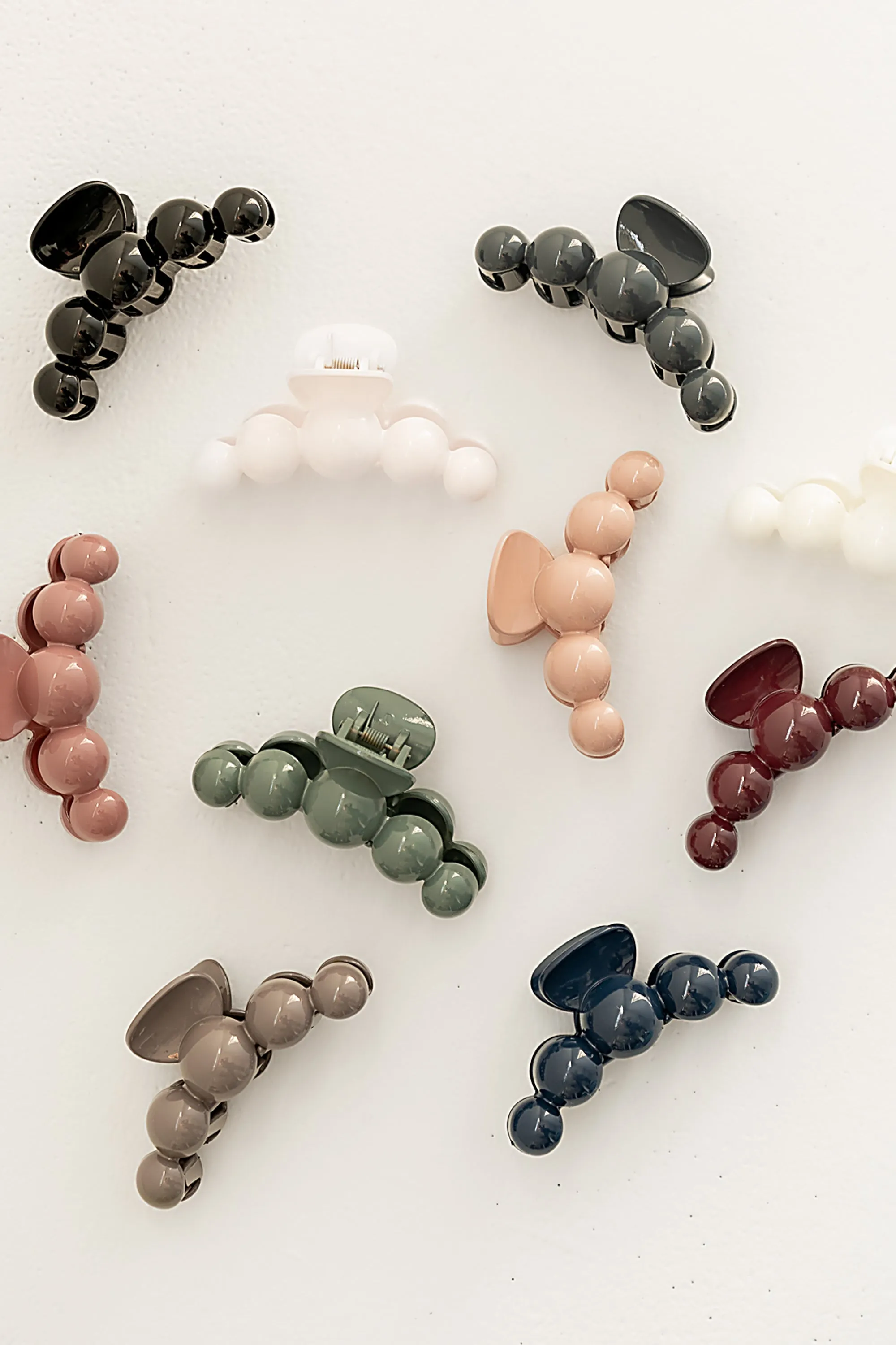 Pearl Claw Clip in Burgundy sold by bohme product image thumbnail 2