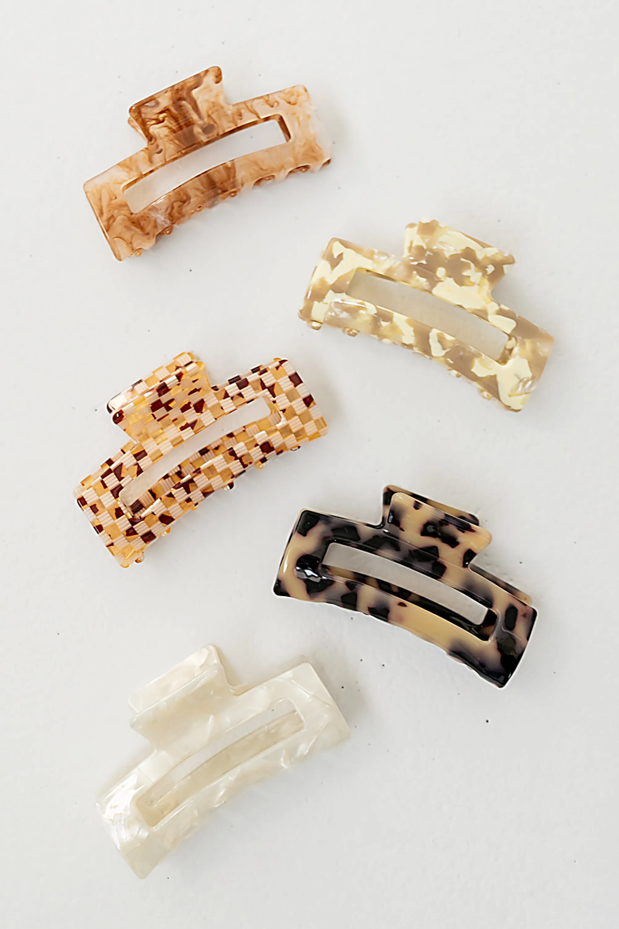 Allie Inlay Claw Clip in Tortoise sold by bohme product image thumbnail 2