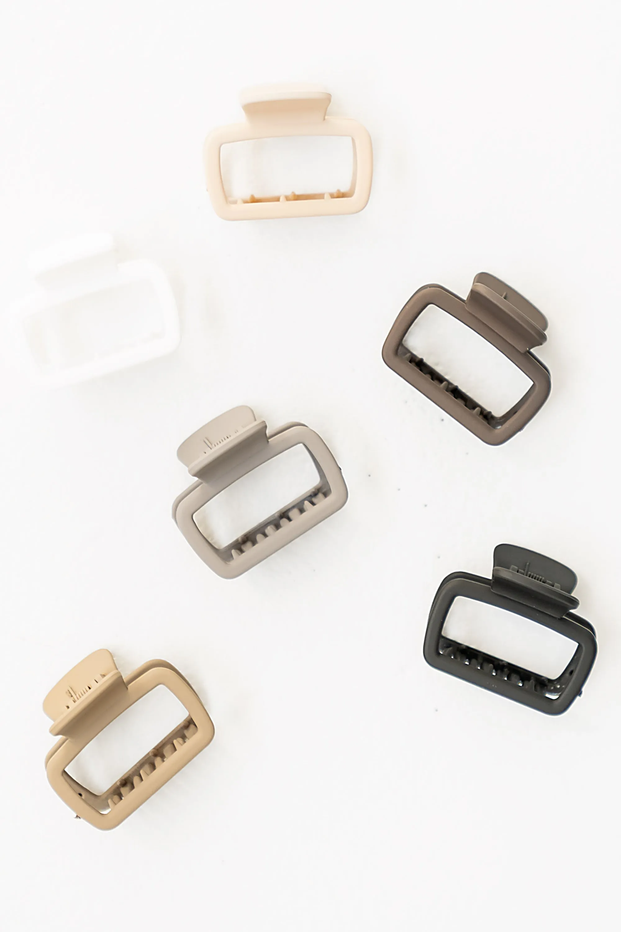 Tati Cutout Claw Clip in Brown sold by bohme product image thumbnail 3