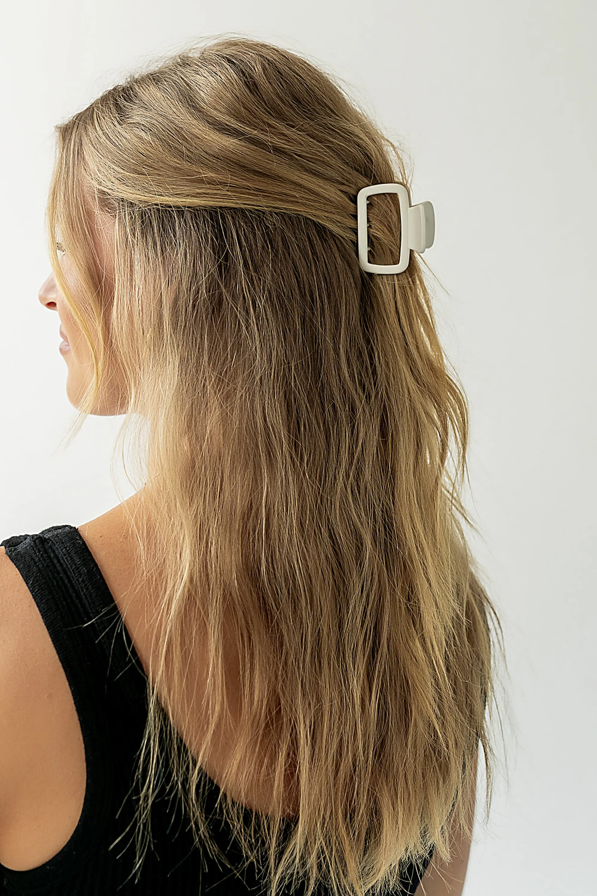 Tati Cutout Claw Clip in White sold by bohme