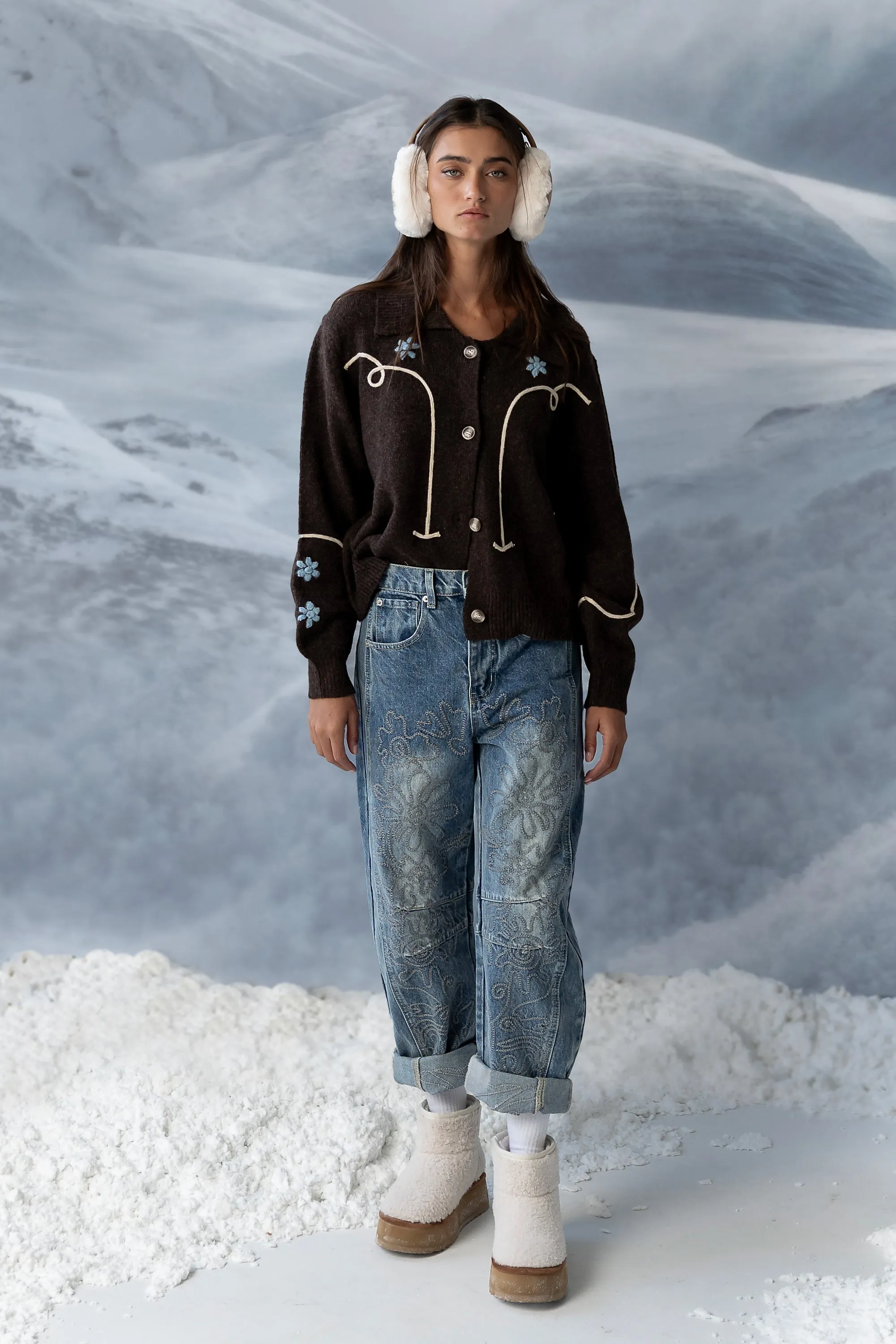 Kinsey Embroidered Barrel Jeans in Medium Wash sold by bohme product image thumbnail 2