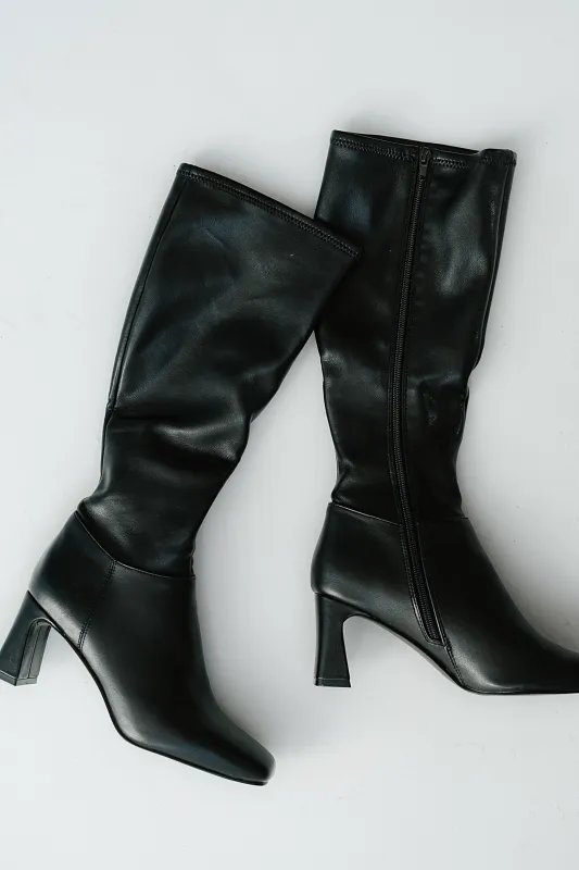 Steve Madden Hunny Boots sold by bohme
