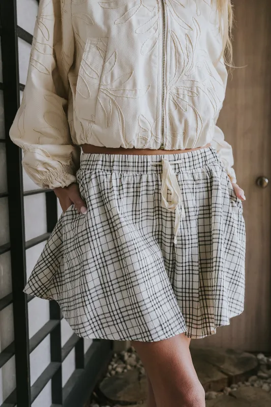 Katherine Plaid Shorts in Black made by bohme
