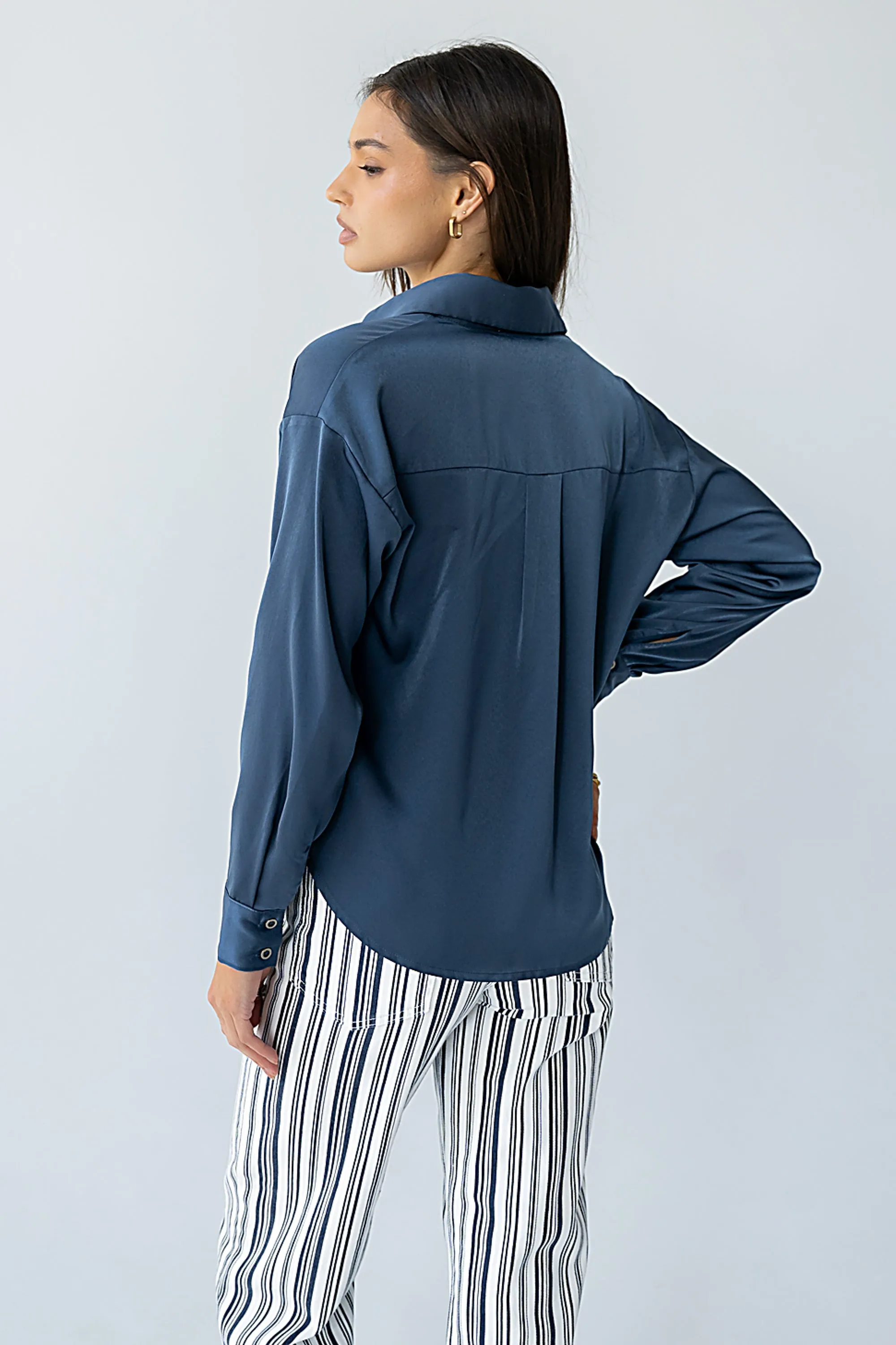 Margaret Twist Button Up in Blue - FINAL SALE sold by bohme product image thumbnail 5