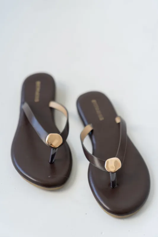 Kellen Thong Sandal in Dark Brown made by bohme