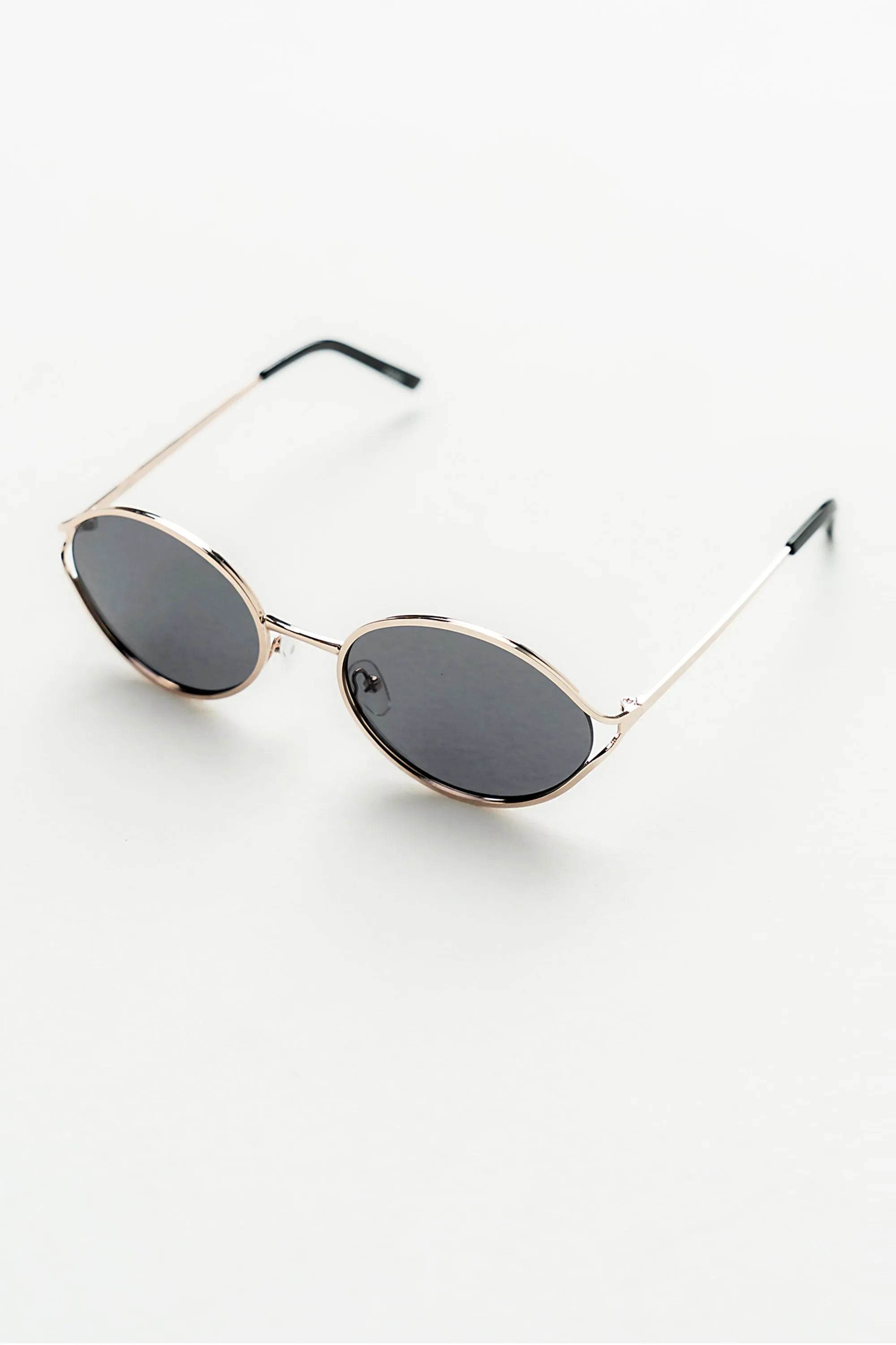 Kasey Sunglasses sold by bohme