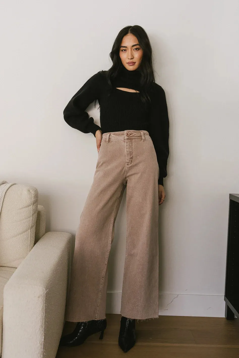Darian Wide Leg Jeans in Washed Mauve - FINAL SALE sold by bohme product image thumbnail 5