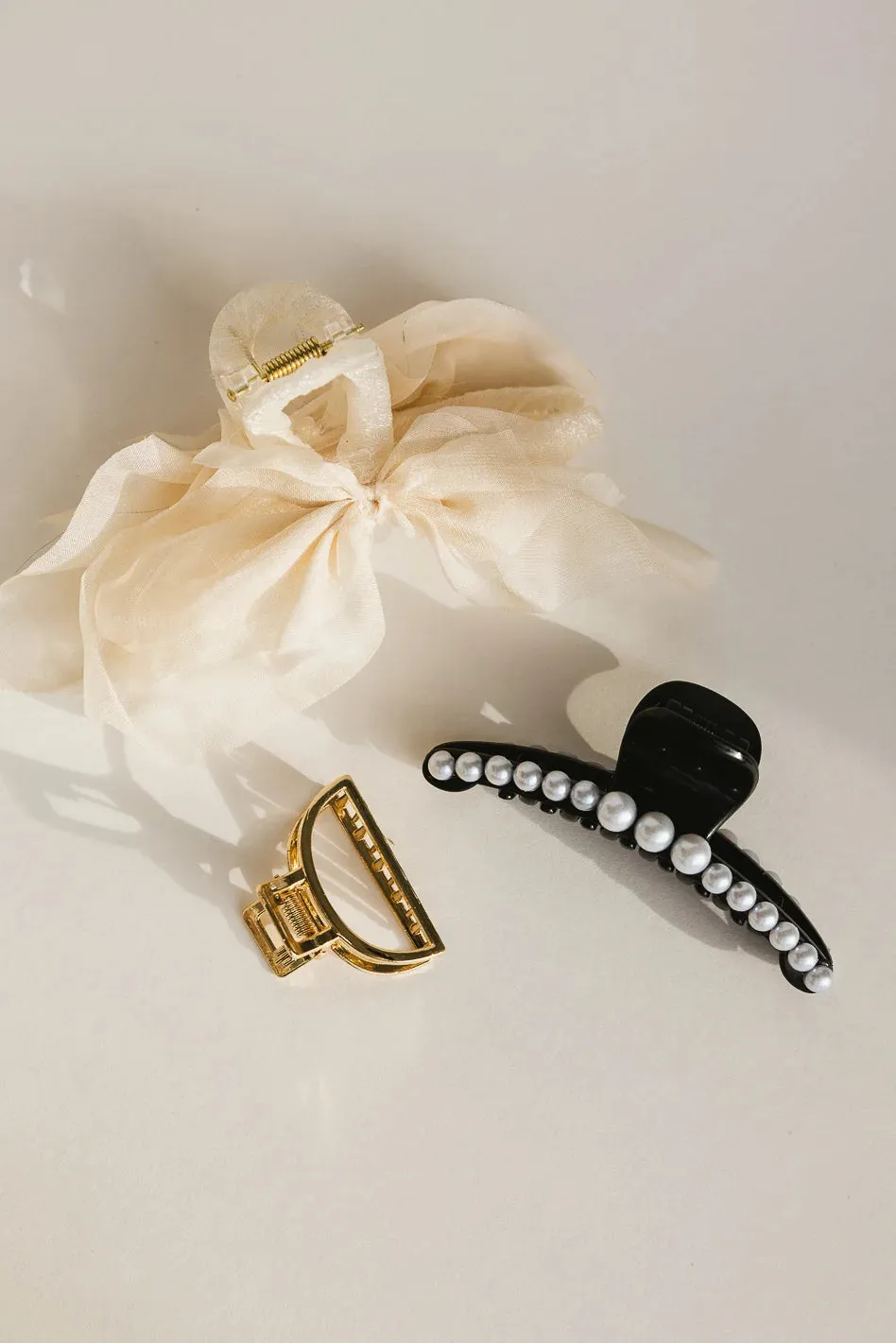 Mesh Bow Claw Clip sold by bohme product image thumbnail 2