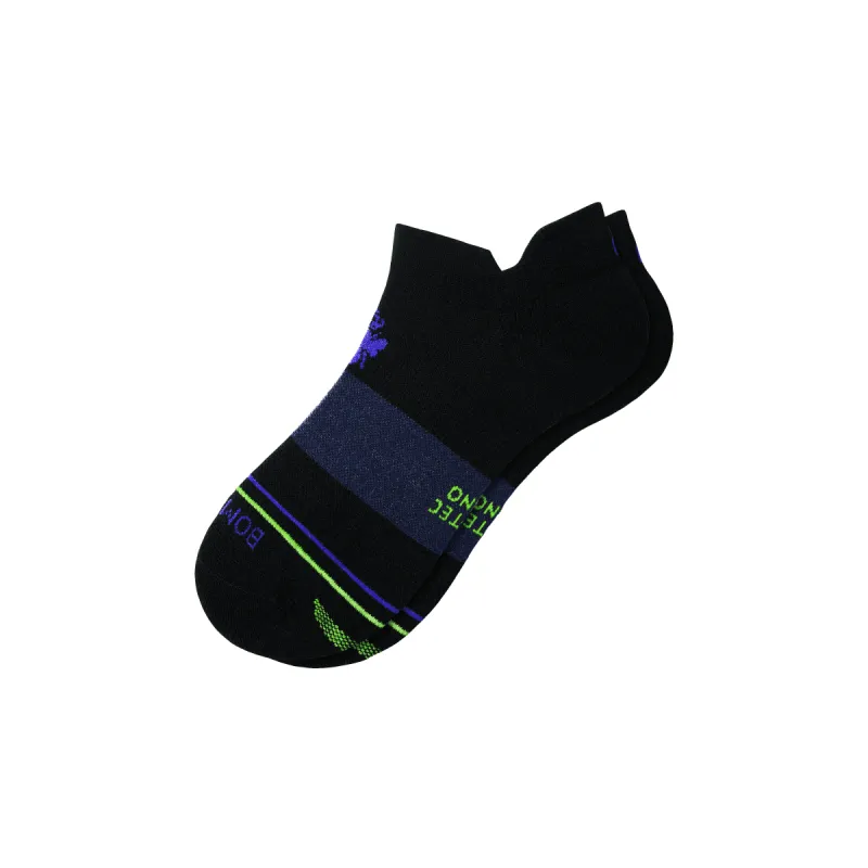 Men's Merino Wool Blend Athletic Ankle Socks sold by Bombas