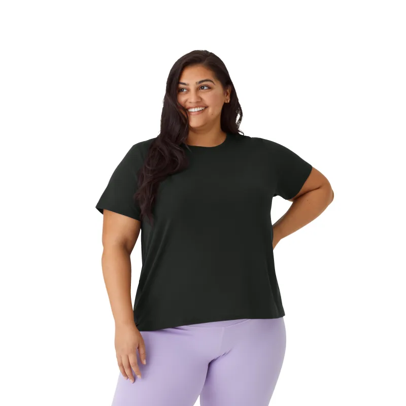 Women's Soft Tech Crew Neck T-Shirt sold by Bombas