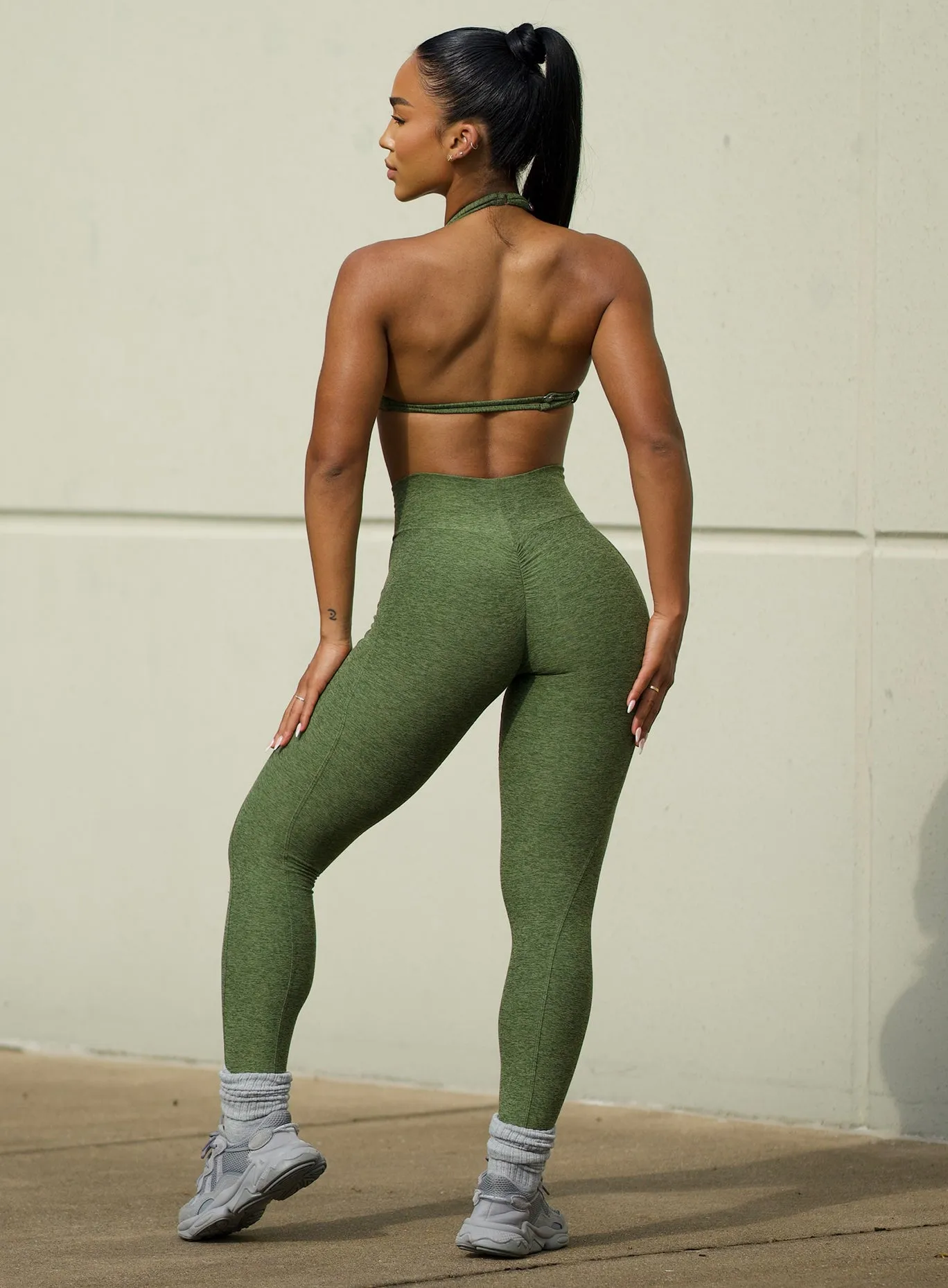 Curves 2.0 Leggings sold by Bombshell Sportswear product image thumbnail 5