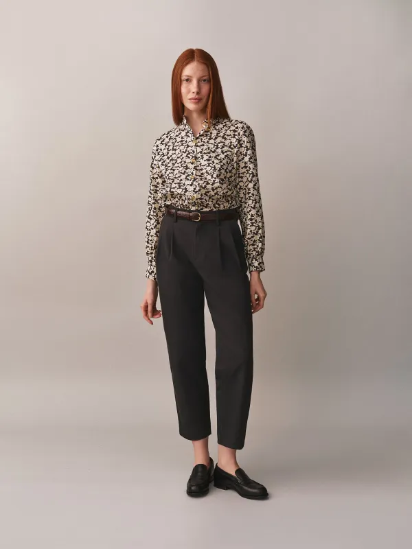 Blouse Monceau en tissu Liberty noir en coton biologique sold by Bonpoint