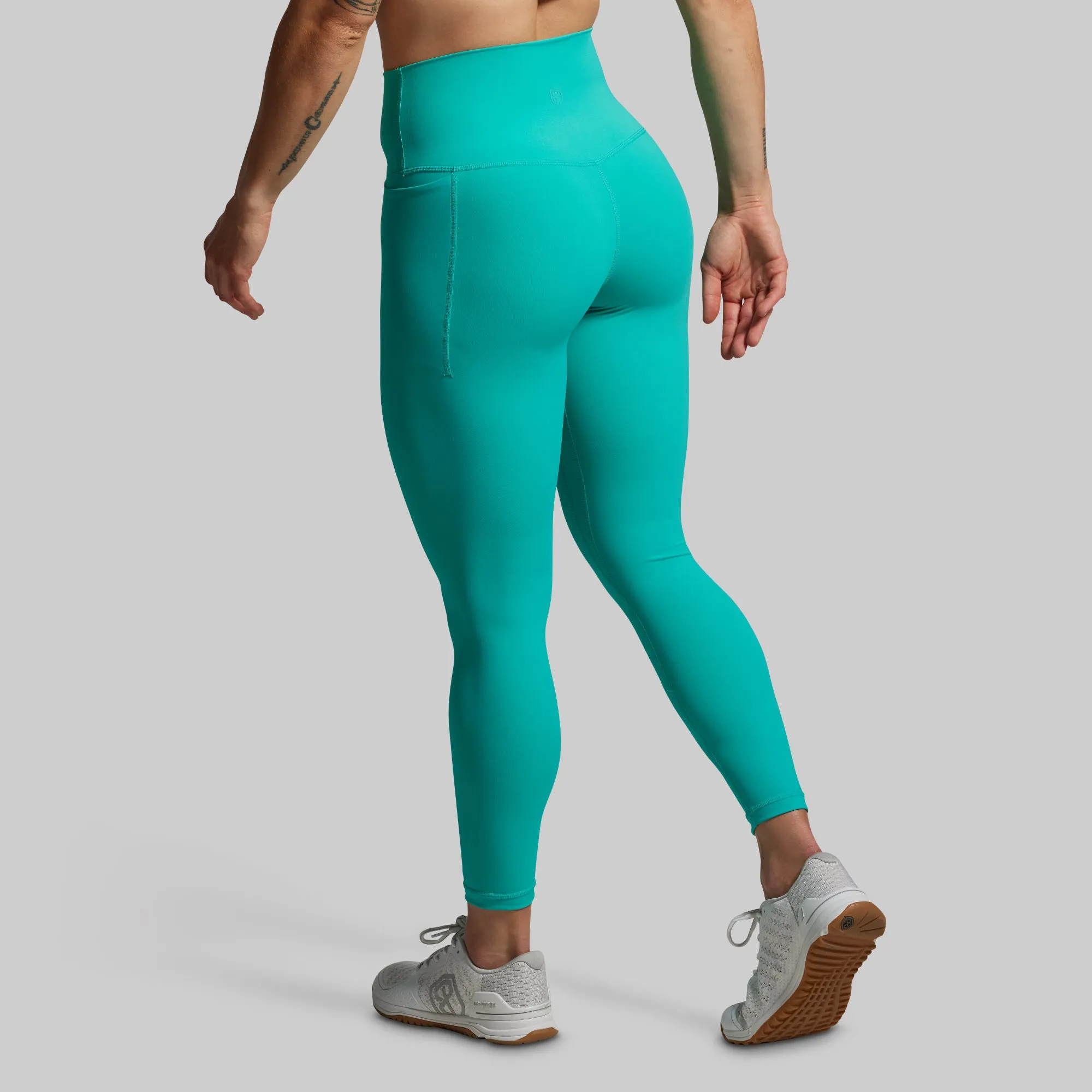 Your Go To 7/8 Legging w/ Pockets 2.0 (Pool) sold by Born Primitive product image thumbnail 2