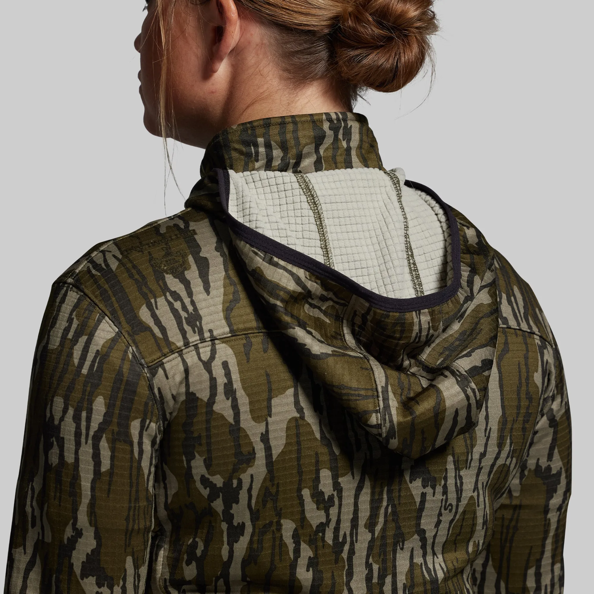 Women's Quiver Half Zip Hoodie 2.0 (Mossy Oak® Original Bottomland®) sold by Born Primitive product image thumbnail 3