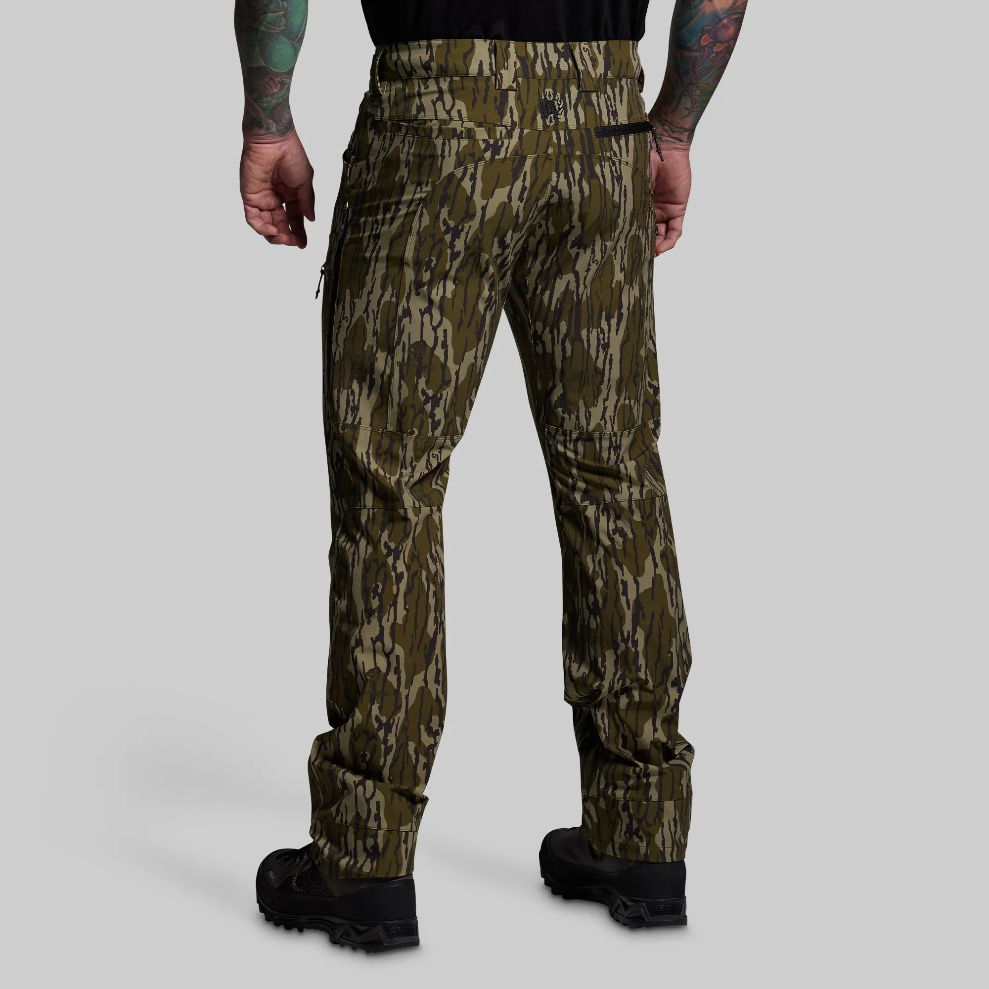 Men's Frontier Pant Light 2.0 (Mossy Oak® Original Bottomland® 2025) sold by Born Primitive product image thumbnail 2