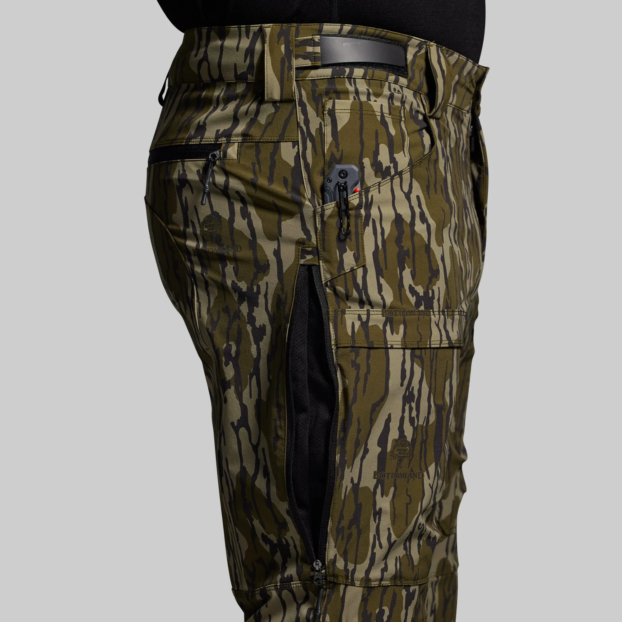 Men's Frontier Pant Light 2.0 (Mossy Oak® Original Bottomland® 2025) sold by Born Primitive product image thumbnail 5