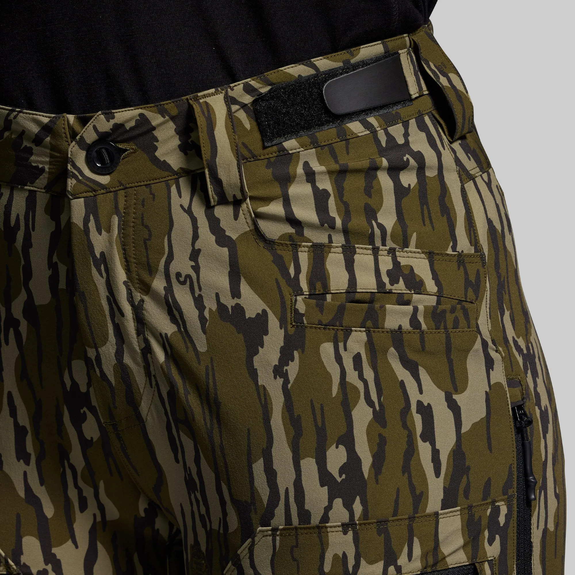 Women's Frontier Pant 2.0 (Mossy Oak® Original Bottomland® 2025) sold by Born Primitive product image thumbnail 3