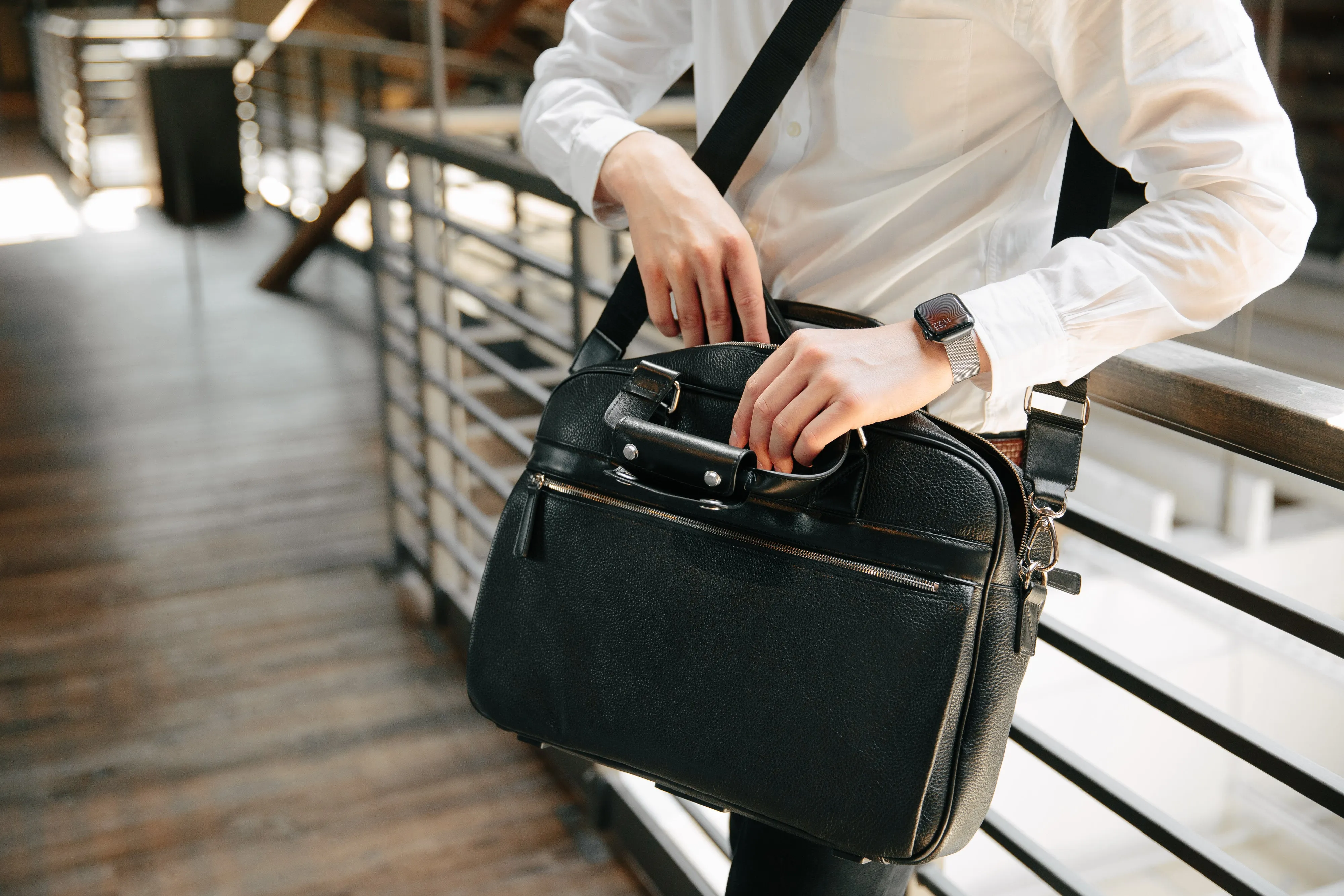 Monfrini Single Gusset Stringer sold by Bosca product image thumbnail 2