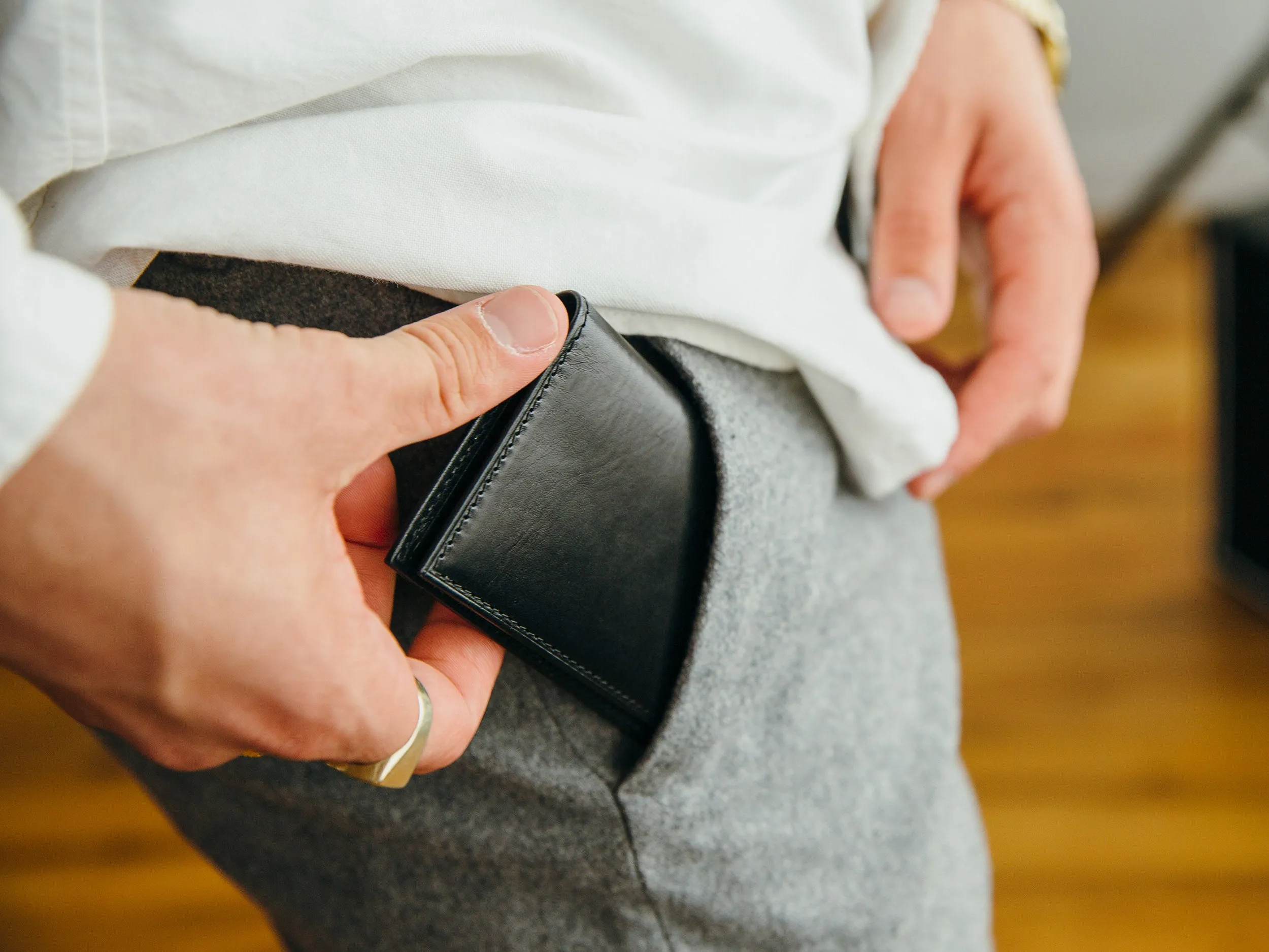 Old Leather Calling Card Case sold by Bosca product image thumbnail 2