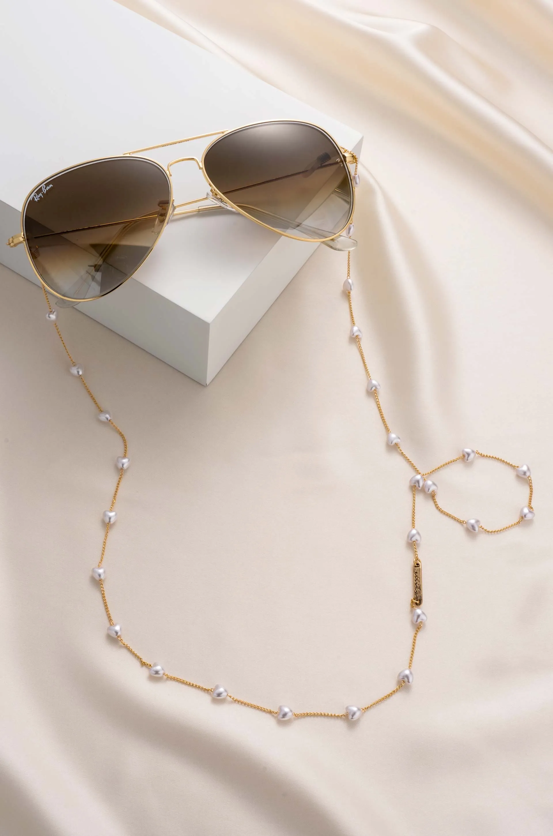 Pearl Lovers Eyeglass Chain sold by Boston Proper product image thumbnail 4