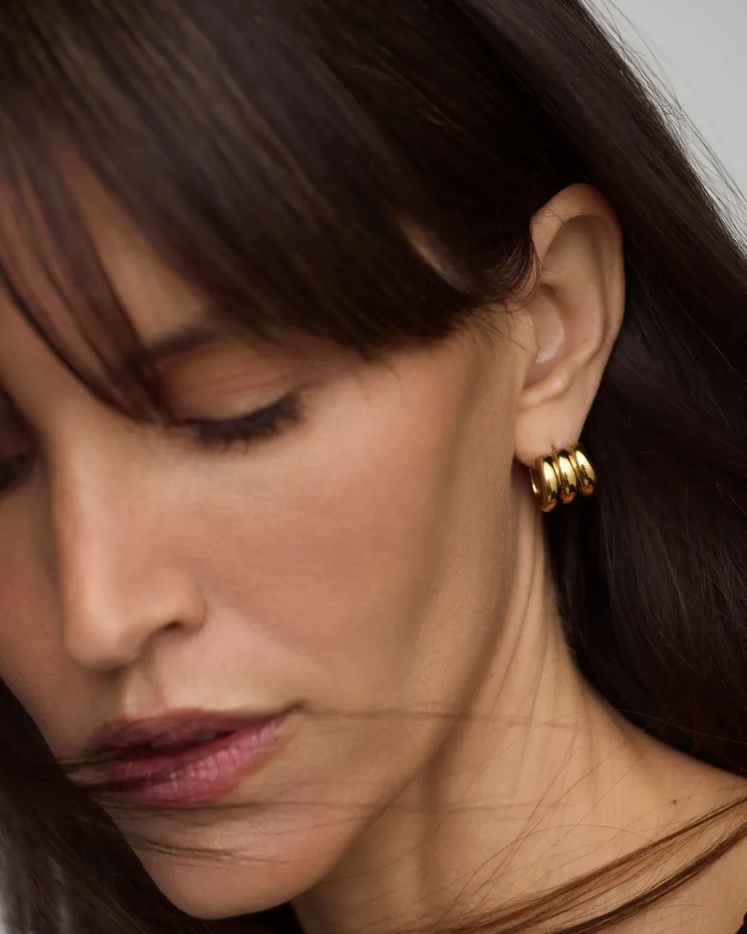 GUGGENHEIM HOOP EARRINGS GOLD sold by Boston Proper product image thumbnail 2