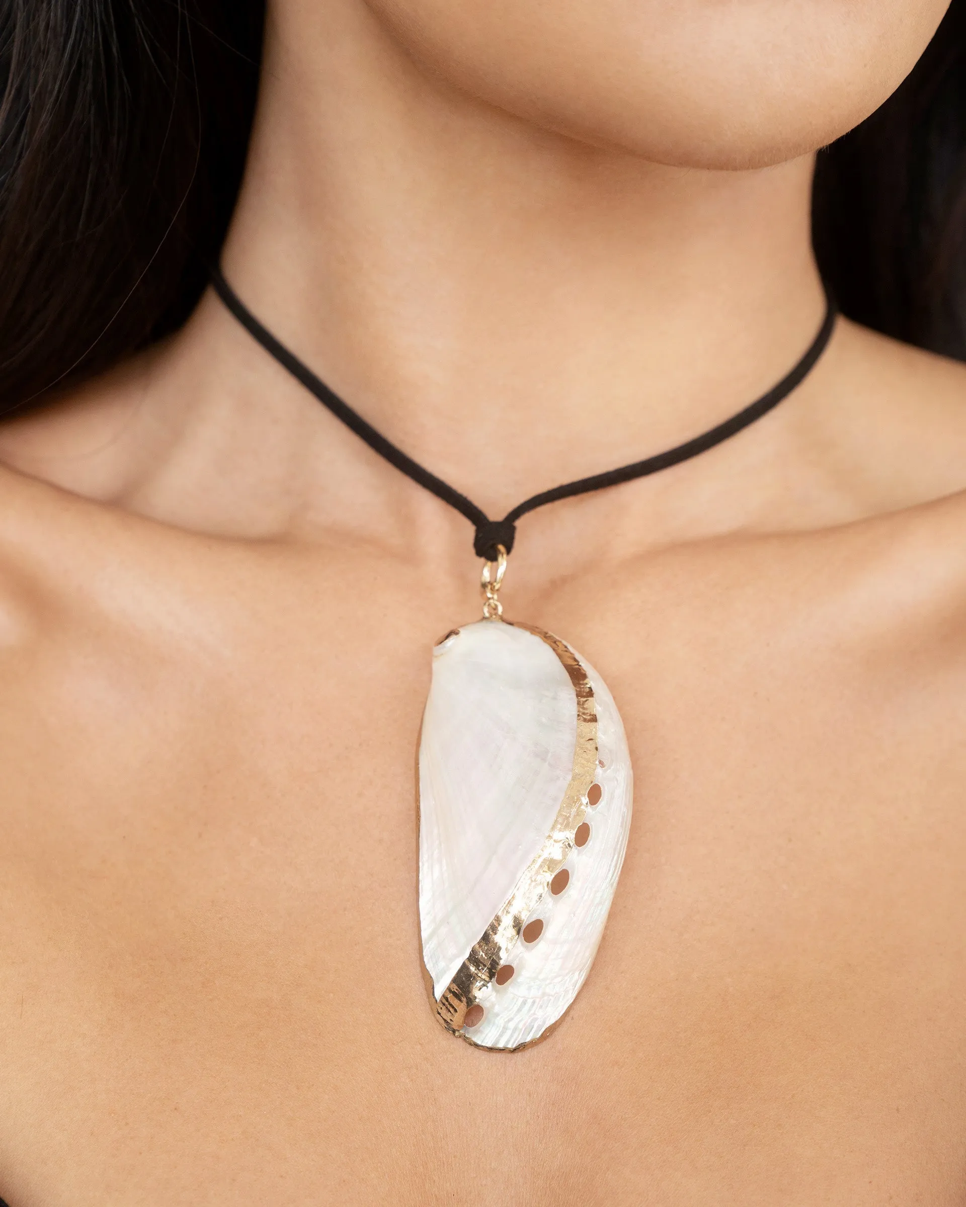 Iridescent Mussel Shell Pendant Necklace sold by Boston Proper product image thumbnail 2