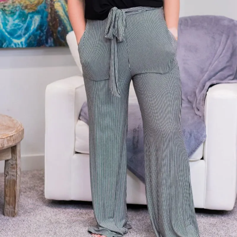 Black and White Palazzo Pants sold by Boujee Boutique