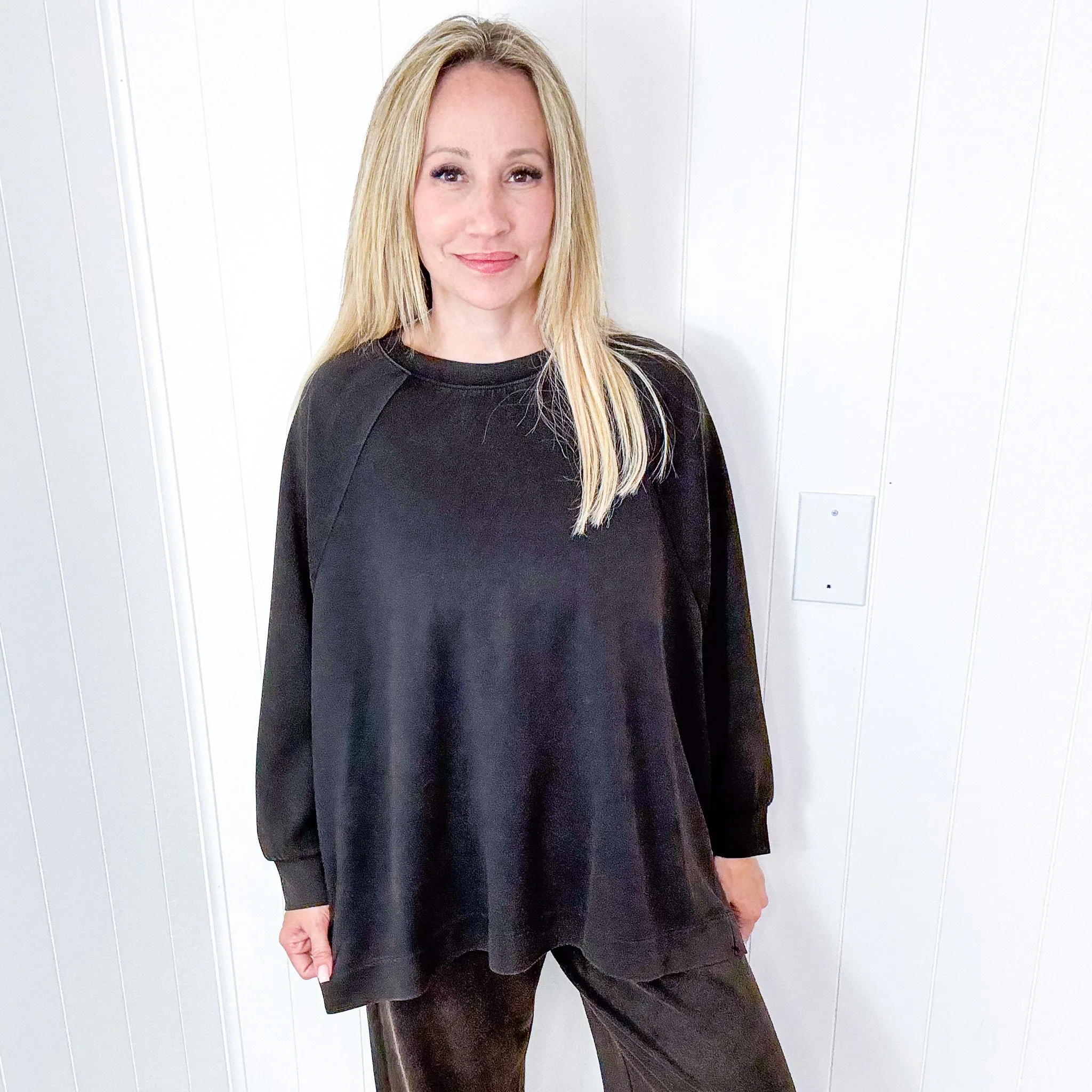 The Lounge Around Mineral Washed Soft Scuba Boxy Pullover Top in 4 Colors *Final Sale* sold by Boujee Boutique product image thumbnail 4