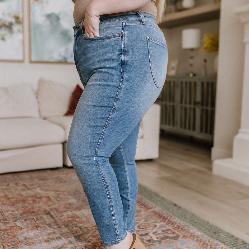 Judy Blue High Waist Control Top Shield Pocket Skinny Jeans sold by Boujee Boutique product image thumbnail 7