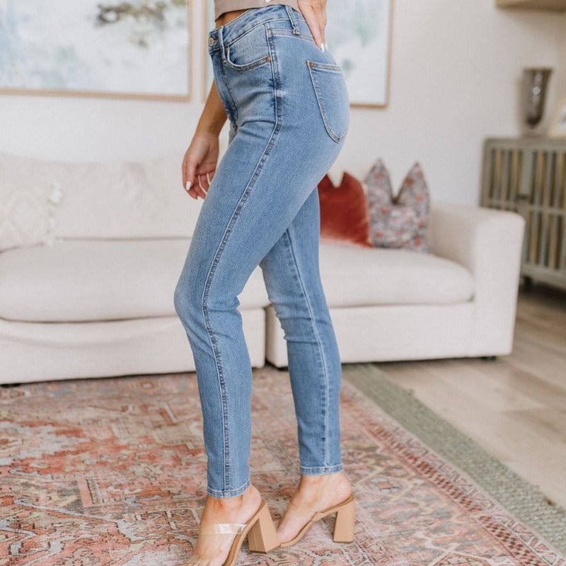 Judy Blue High Waist Control Top Shield Pocket Skinny Jeans sold by Boujee Boutique product image thumbnail 8